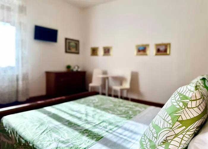 بيت ضيافة Bologna Centrale Rooms *